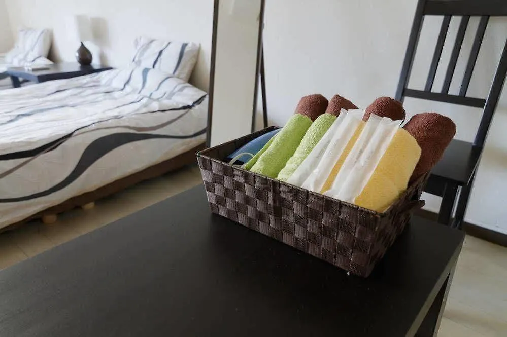 Shinsaibashi Nishinagahori Apartment Ōsaka 0*,  Japon